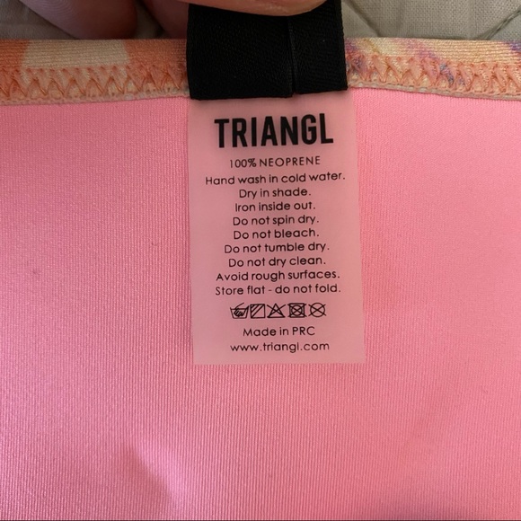 TRIANGL | Delilah Bikini — Fiore Rosa | Size S/XS - Picture 11 of 14